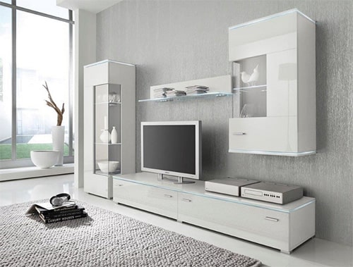 Moderná biela obývacia stena