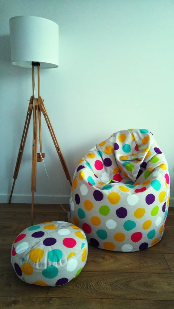 Bodkovaný sedací vak