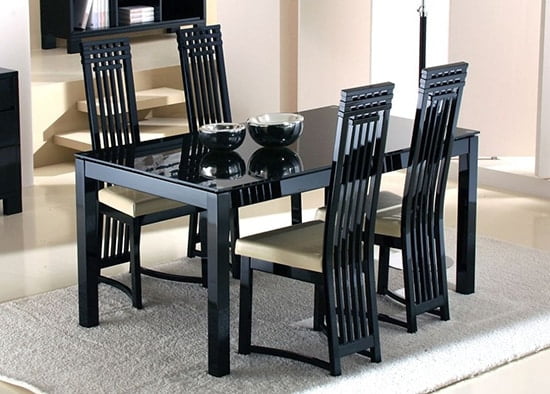 Cierny skleneny jedalensky stol