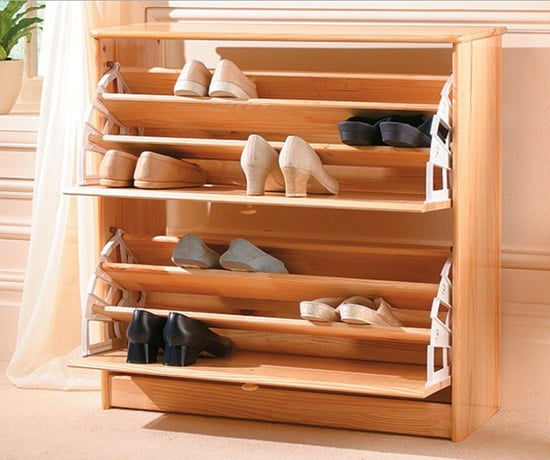 Dreveny vyklapaci botnik