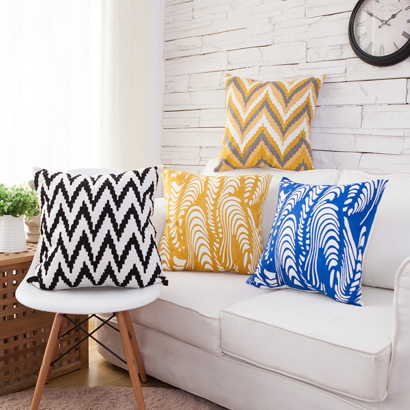 Dvojfarebné dekoračné vankúše