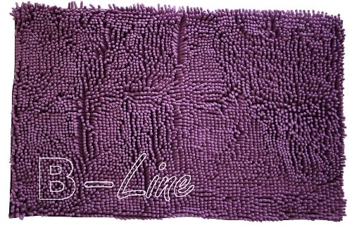 Fialový huňatý koberec