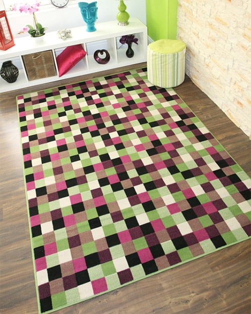 Kockovany kusovy koberec
