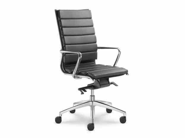 Kožené kancelárske kreslo