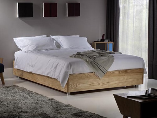 Kvalitná manželská posteľ