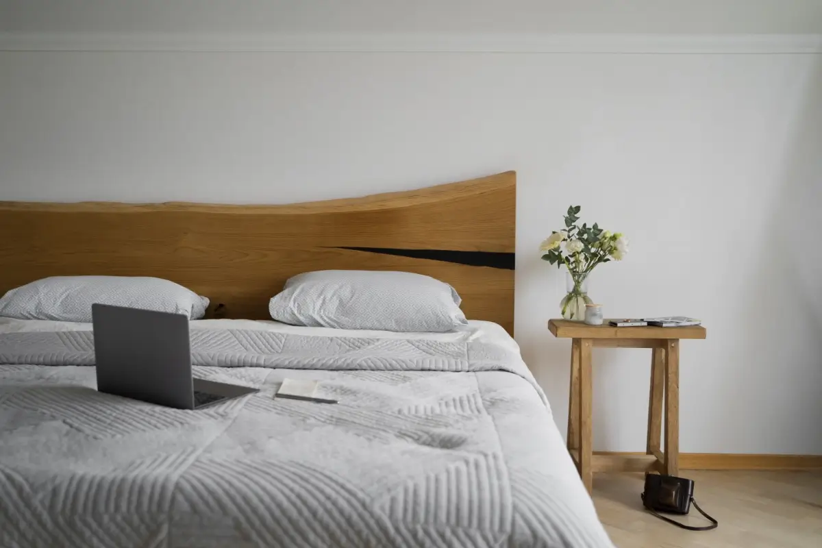 Matrac z pamäťovej peny v spálni