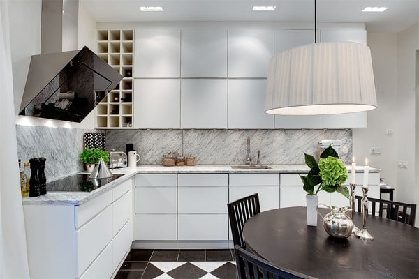 Moderna kuchynska lampa