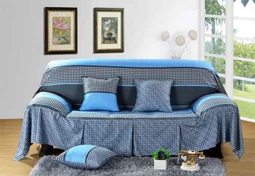 Modrý univerzálny poťah na sedačku