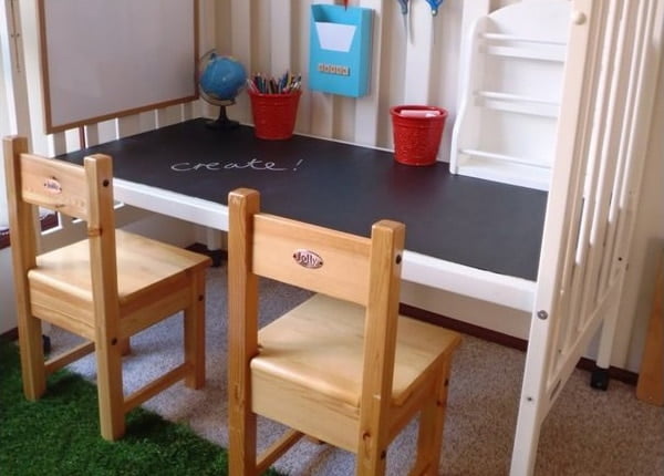 Moderny stol - detska postielka