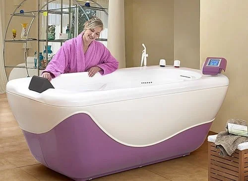 Ruzova hydromasazna vana