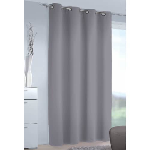 Sivý zaťemňovací záves
