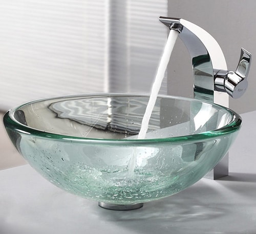 Sklenena umyvadlova misa