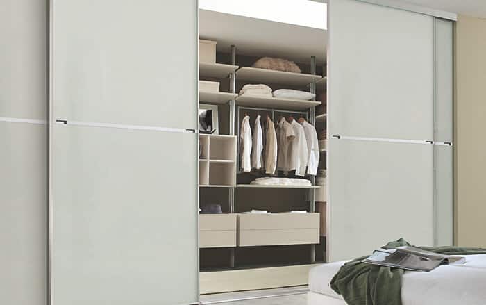 Šatníková skriňa do spálne